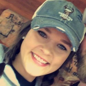 Meet your Posher, Casey